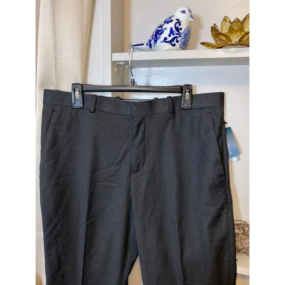 NWT $150 Men’s Perry Ellis 34x30 Regular Fit Black Dress Pants without Pockets - Picture 4 of 10